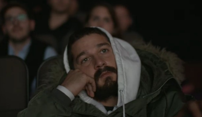 shia-labeouf-assista-o-ator-revendo-todos-os-seus-filmes-em-uma-livrestreaming-agora2