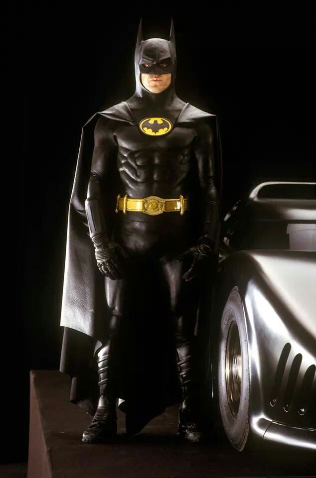 O uniforme do Batman: analisando as origens e referências do batsuit nos cinemas