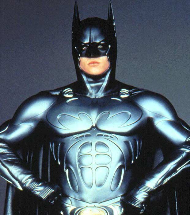 O uniforme do Batman: analisando as origens e referências do batsuit nos cinemas