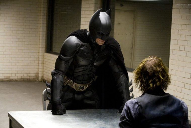 Batman: O Cavaleiro das Trevas (2008) | Cenas do interrogatório entre Batman e Coringa