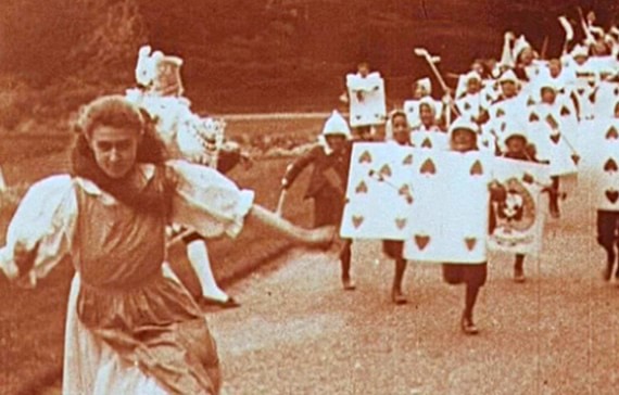 Todos os filmes baseados em contos de fadas da história do cinema