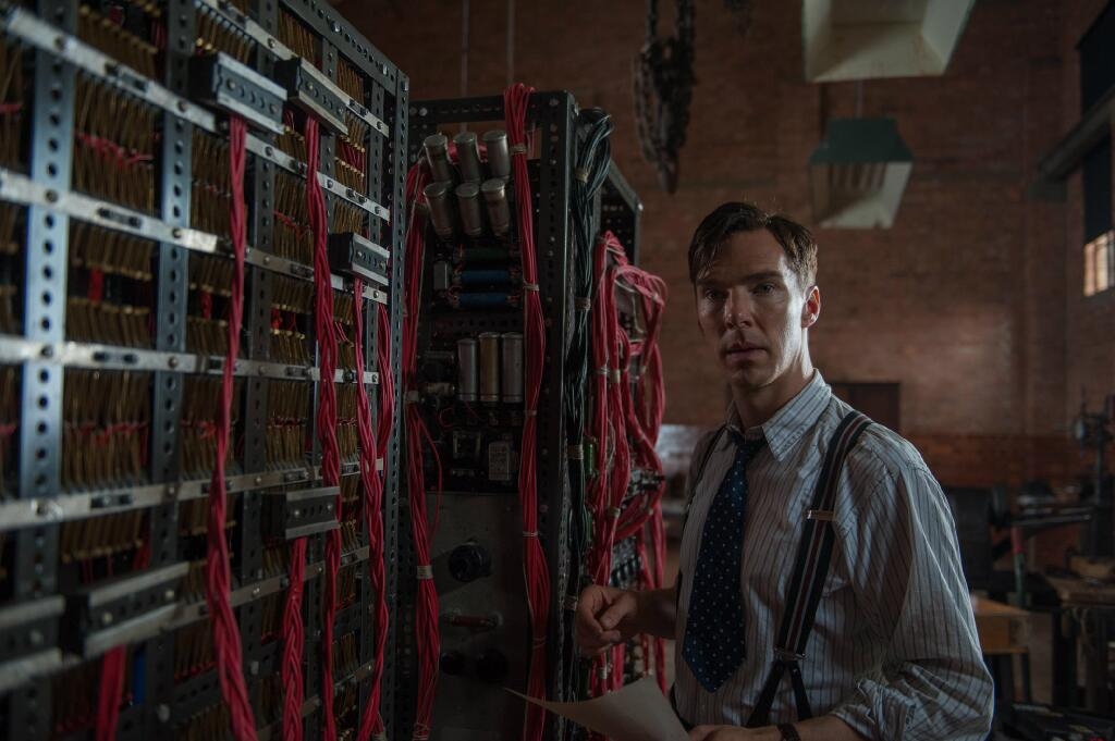 Benedict Cumberbatch brilha em 'O Jogo da Imitação' - GQ
