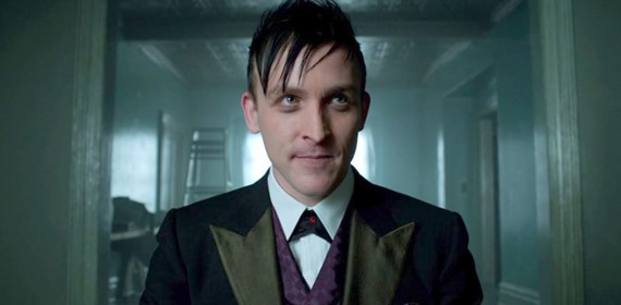 gotham-danny-devito-elogia-ator-que-faz-pinguim2