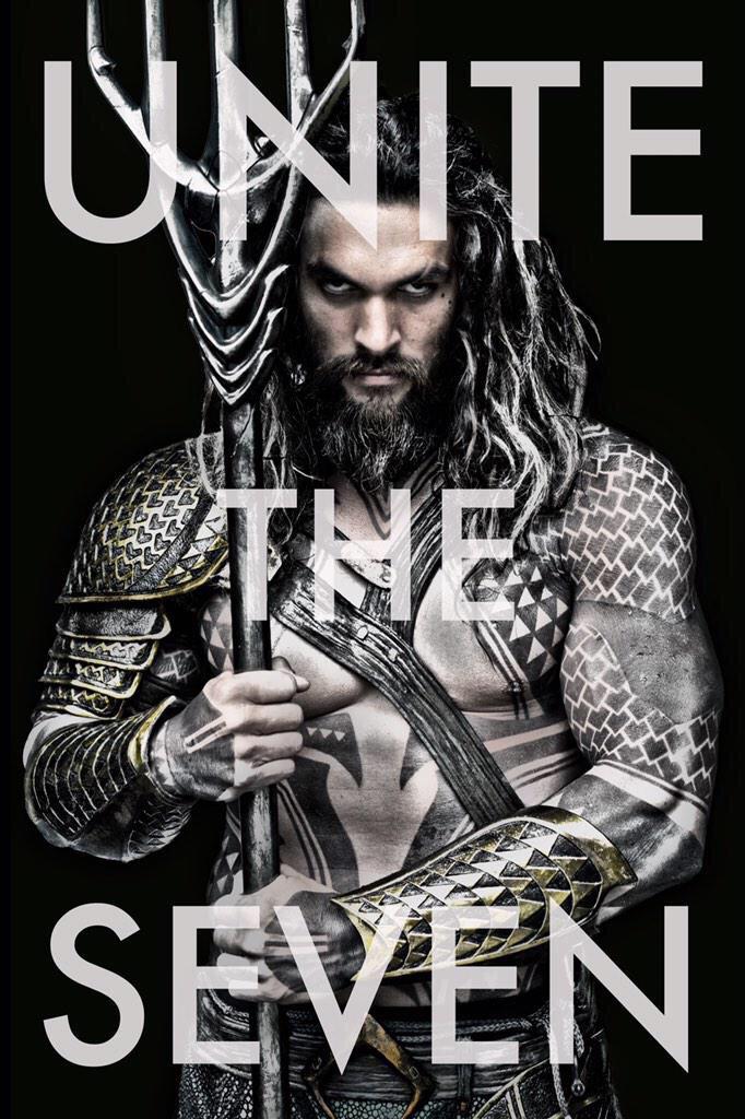 aquaman-confira-a-primeira-imagem-oficial-de-jason-momoa-como-o-heroi-dos-sete-reinos