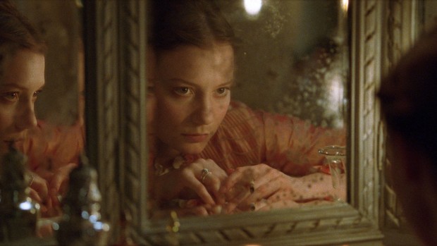 madame-bovary-nova-adaptacao-da-obra-que-escandalizou-a-sociedade_1