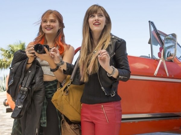 Jem e as Hologramas | Trailer da adaptação live-action do desenho dos anos 80