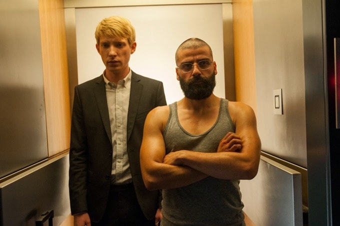 Ex Machina (2015) | Pense fora da caixa (ou da máquina)