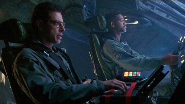 18 filmes incríveis sobre extraterrestres, invasões e abduções