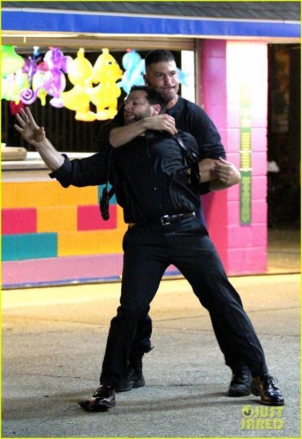demolidor-justiceiro-e-flagrado-em-acao-nos-sets-de-filmagem-da-serie-do-homem-sem-medo4