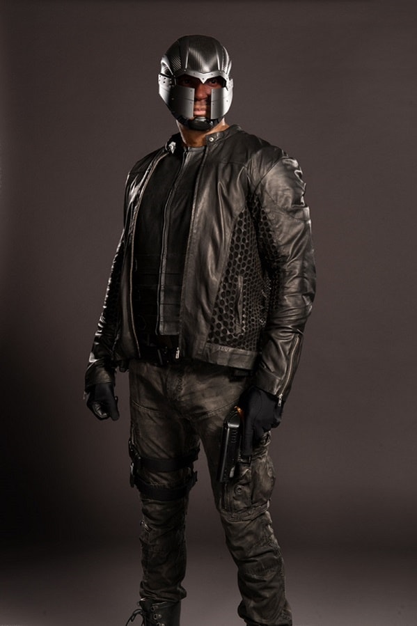 arrow-traje-de-diggle-na-4a-temporada (1)