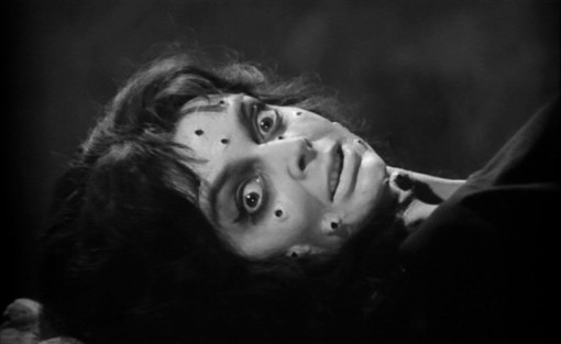 semana-do-halloween-noite-5-filmes-sobre-bruxas_12