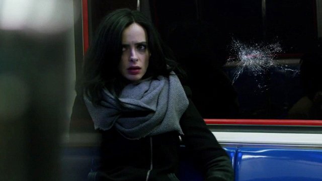 Jessica Jones | Review do episódio 1×01 – “AKA Ladies Night”