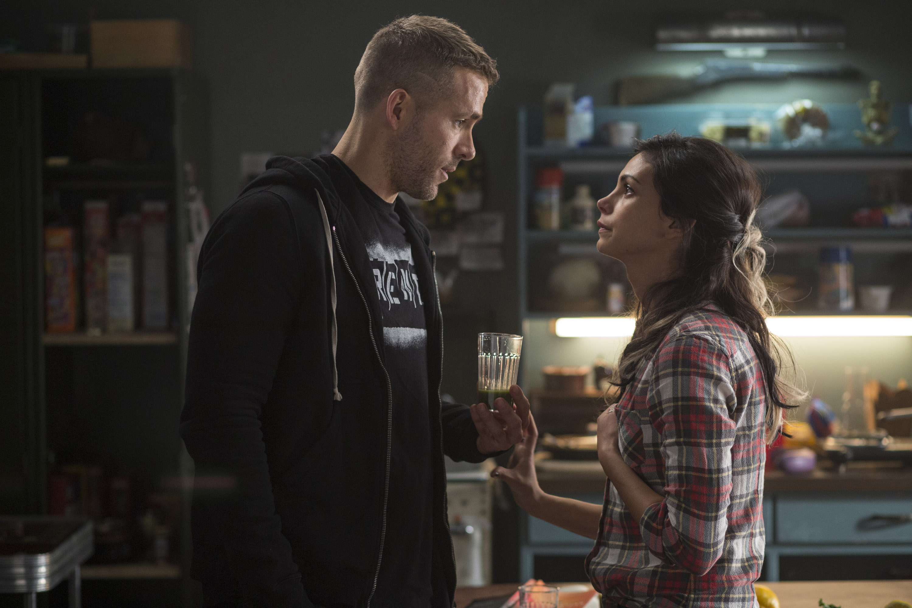 Deadpool (2016) | Um tipo diferente de história de super-herói