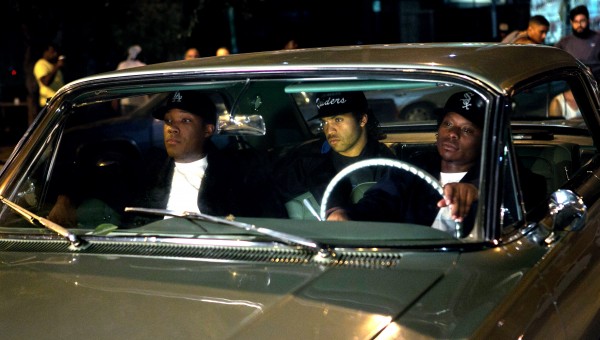 straight-outta-compton-direto-pra-fora-da-ignorancia