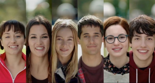 el-club-de-los-incomprendidos-2014-amizades-amores-e-os-cliches-da-sessao-da-tarde