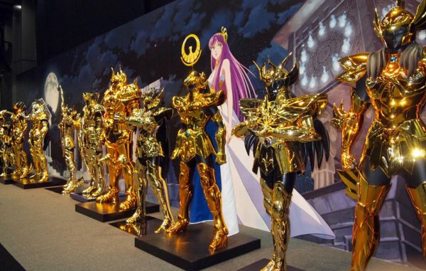 os-cavaleiros-do-zodiaco-armaduras-em-tamanho-real-sao-apresentadas-em-evento2