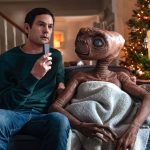 O reencontro de E.T e Elliot após 37 anos