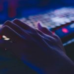Proibido Ler lança canal de stream na Twitch