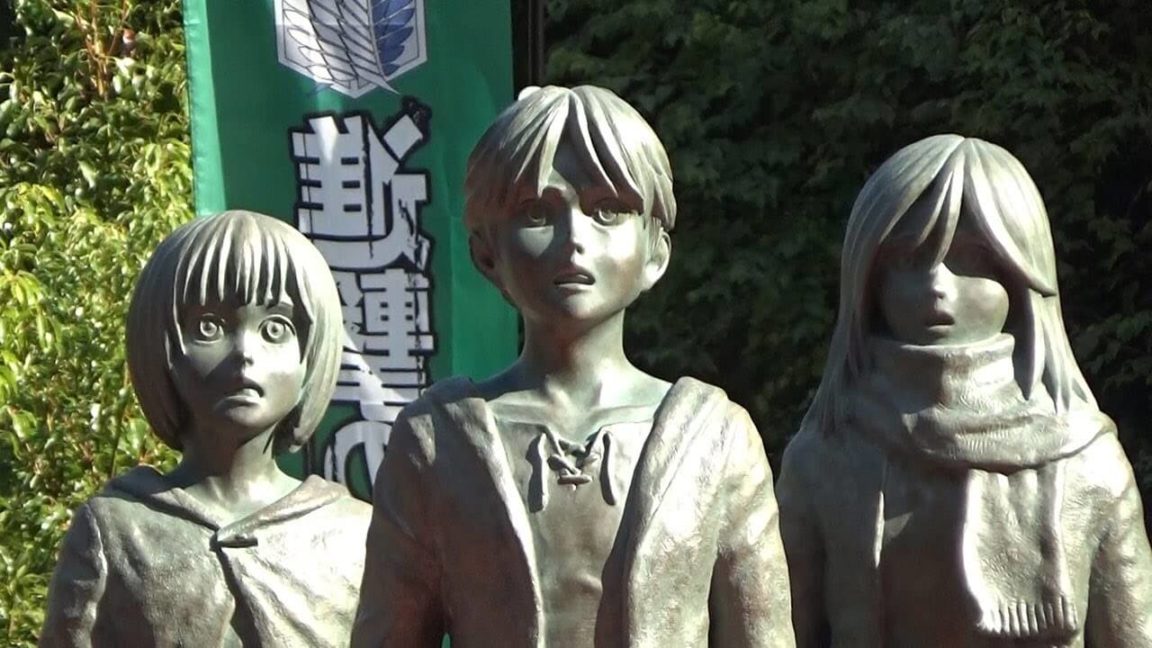 Attack On Titan | Escolheram o local perfeito para estátuas do anime