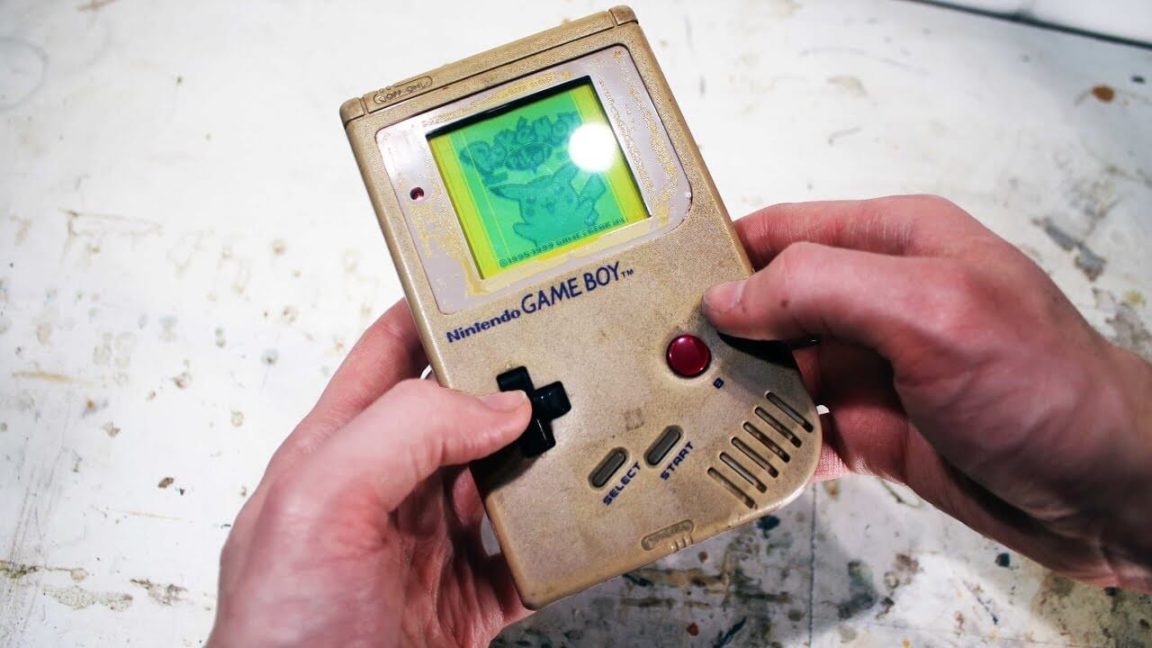 Nintendo | Restaurando um Gameboy dos anos 90