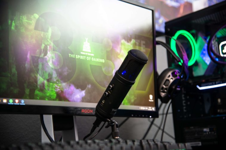 Conteúdos de qualidade mantém gamers com grande popularidade no YouTube e na Twitch