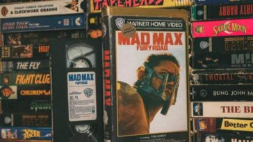 Artistas recriaram capas de filmes e séries em VHS
